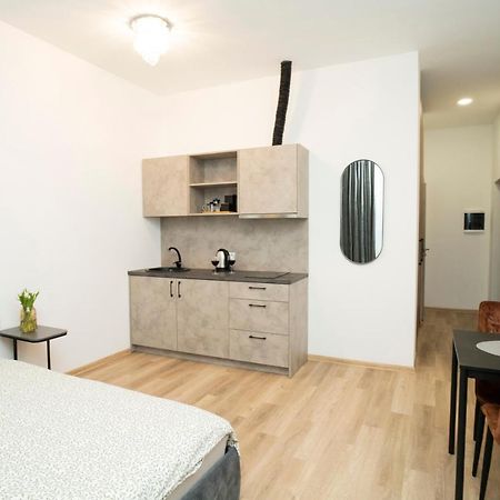 Central Station Apartment No3 カウナス エクステリア 写真