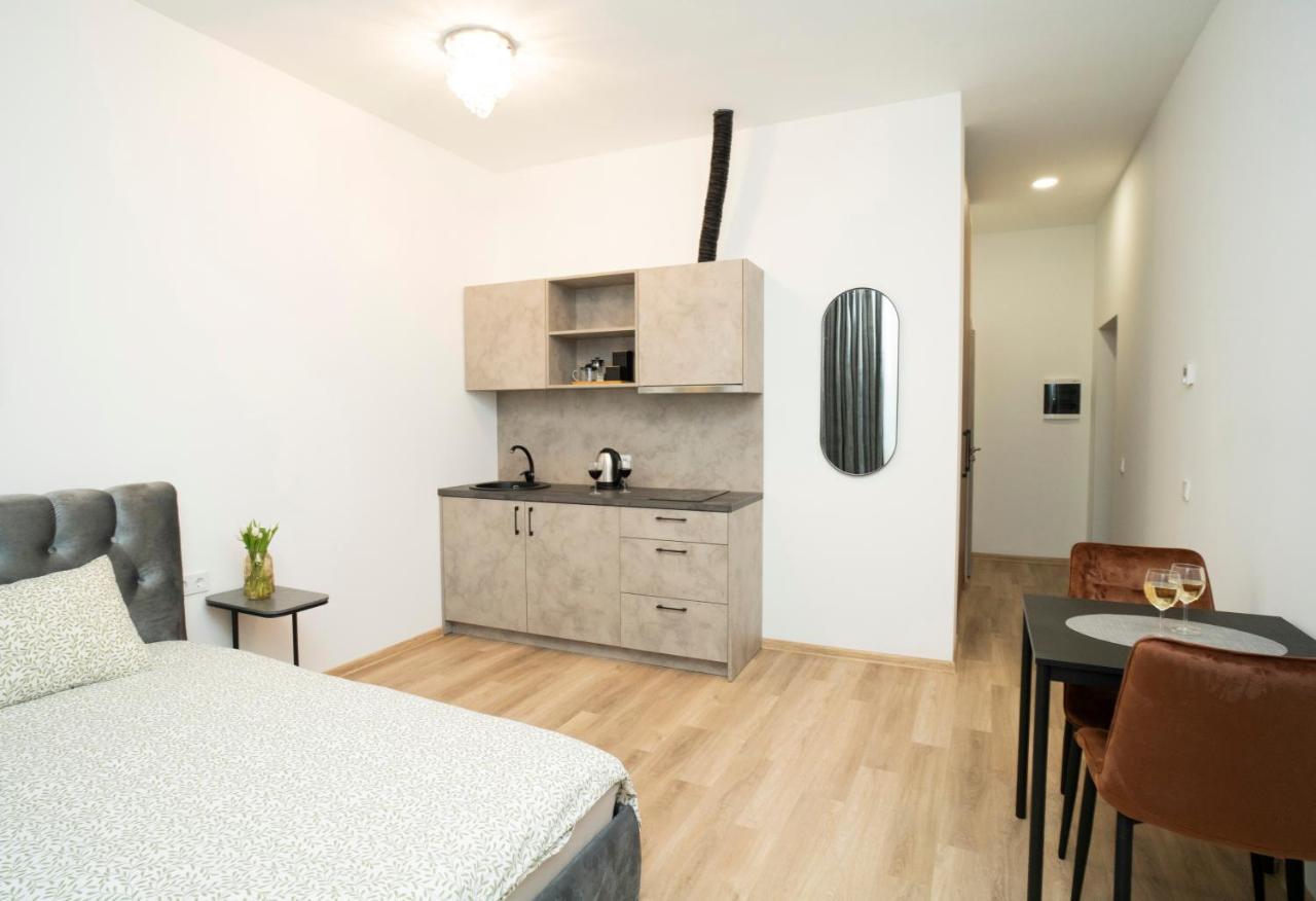 Central Station Apartment No3 カウナス エクステリア 写真